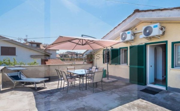 appartamento in vendita a Marino in zona Poggio delle Mole