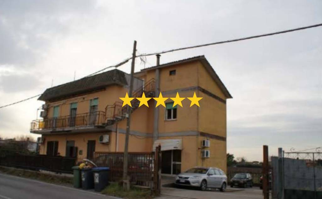 casa indipendente in vendita a Marino in zona Cava dei Selci