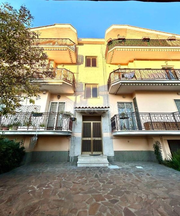 appartamento in vendita a Marino in zona Santa Maria delle Mole