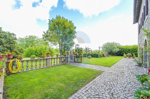 casa indipendente in vendita a Marino