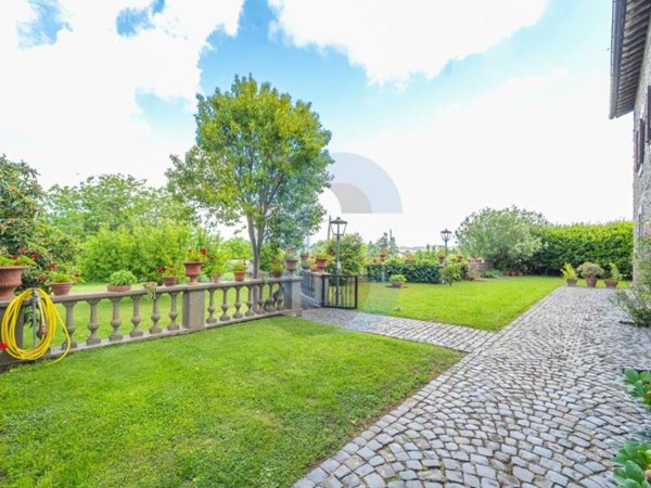 casa indipendente in vendita a Marino