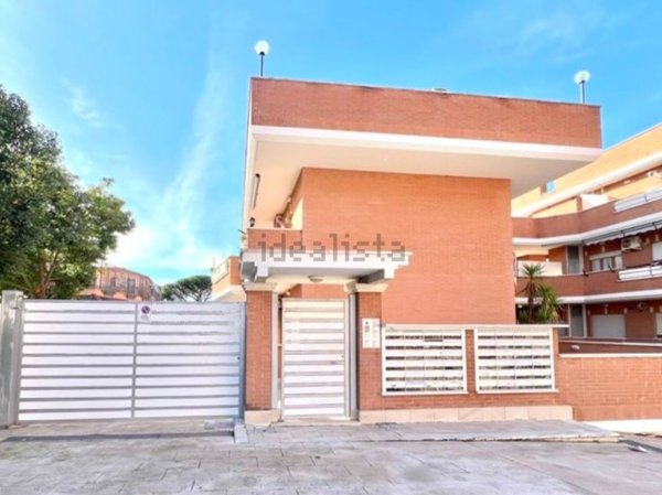 appartamento in vendita a Marino in zona Poggio delle Mole