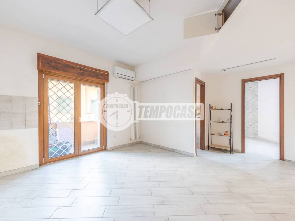 appartamento in vendita a Marino in zona Cava dei Selci