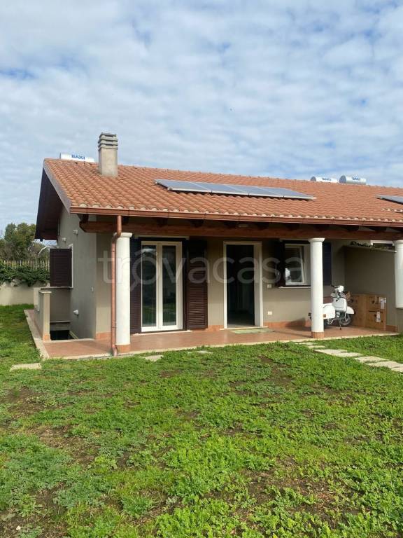 casa indipendente in vendita a Marino in zona Castelluccia