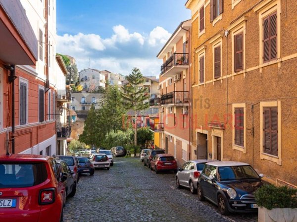 appartamento in vendita a Marino