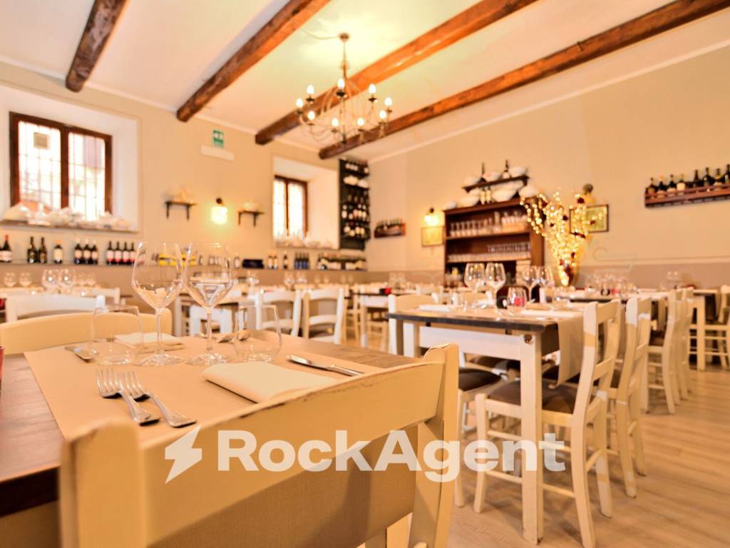 negozio in vendita a Marino