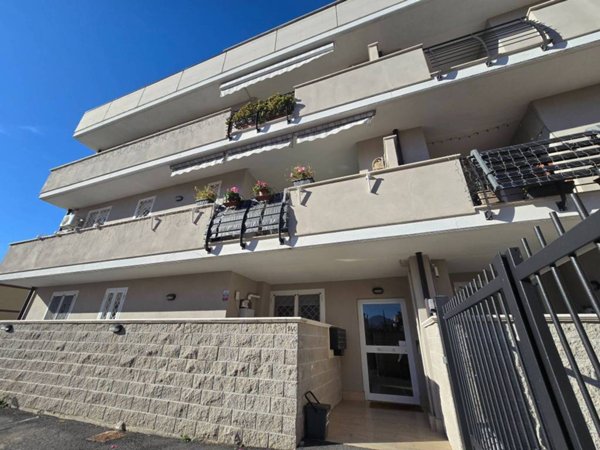 appartamento in vendita a Marino in zona Frattocchie