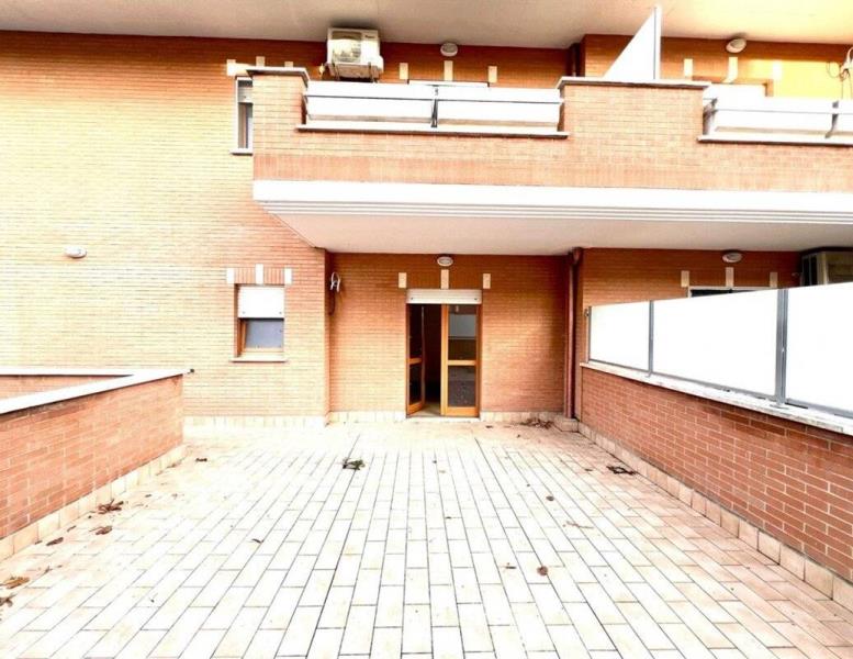 appartamento in vendita a Marino in zona Poggio delle Mole