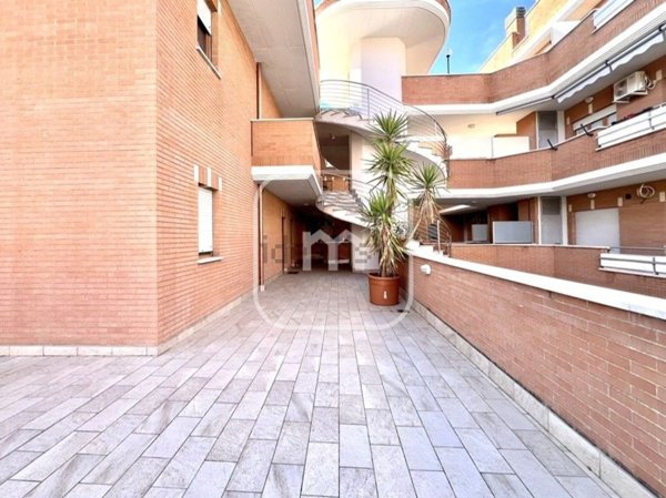 appartamento in vendita a Marino in zona Poggio delle Mole