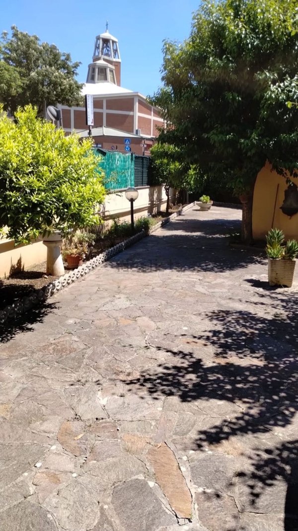 casa indipendente in vendita a Marino in zona Santa Maria delle Mole