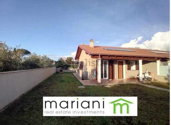 casa indipendente in vendita a Marino in zona Castelluccia