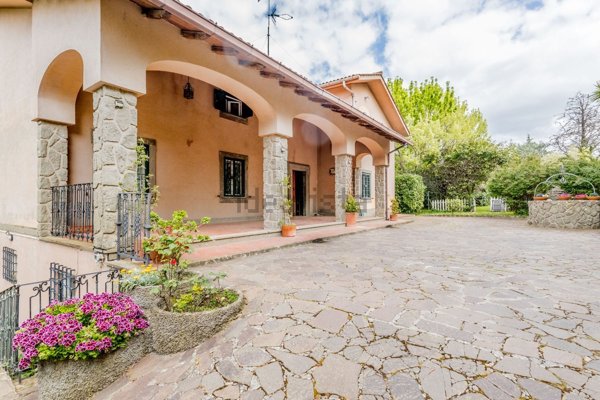 casa indipendente in vendita a Marino