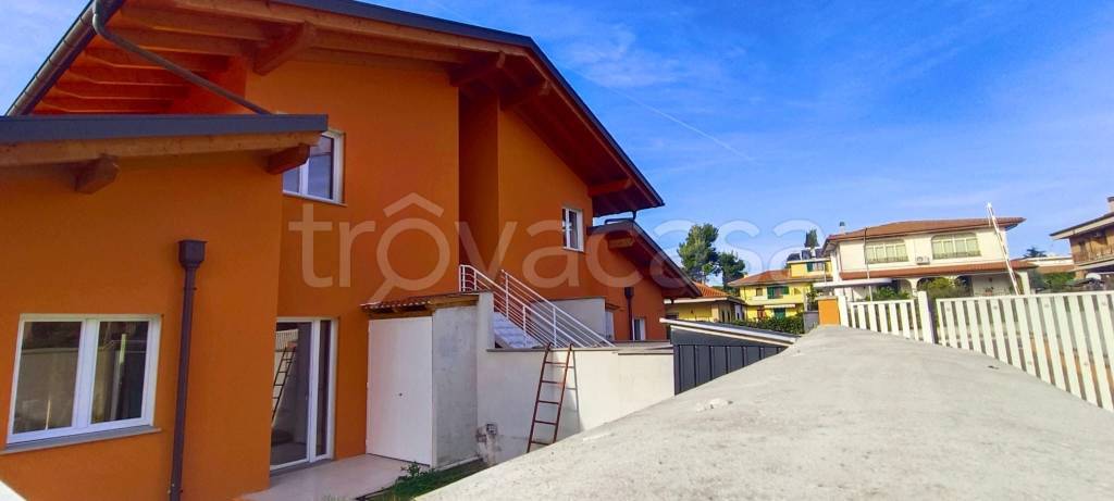 appartamento in vendita a Marino in zona Santa Maria delle Mole