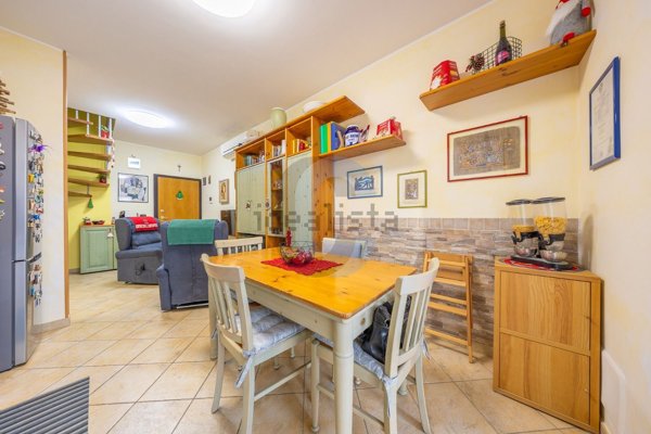 appartamento in vendita a Marino in zona Poggio delle Mole