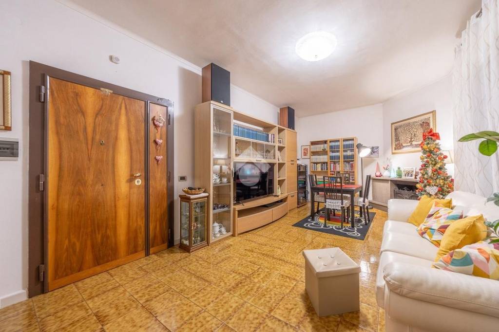 appartamento in vendita a Marino in zona Santa Maria delle Mole