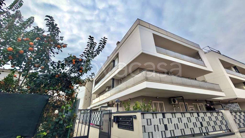 appartamento in vendita a Marino in zona Poggio delle Mole