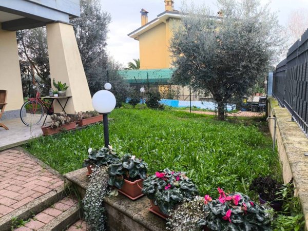 appartamento in vendita a Marino in zona Frattocchie