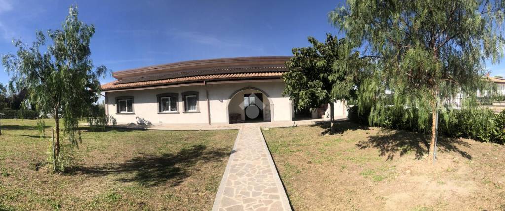 casa indipendente in vendita a Marino in zona Due Santi