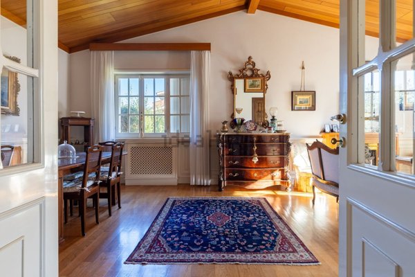 casa indipendente in vendita a Marino