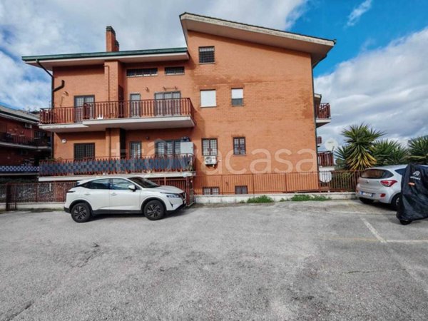 appartamento in vendita a Marino in zona Santa Maria delle Mole