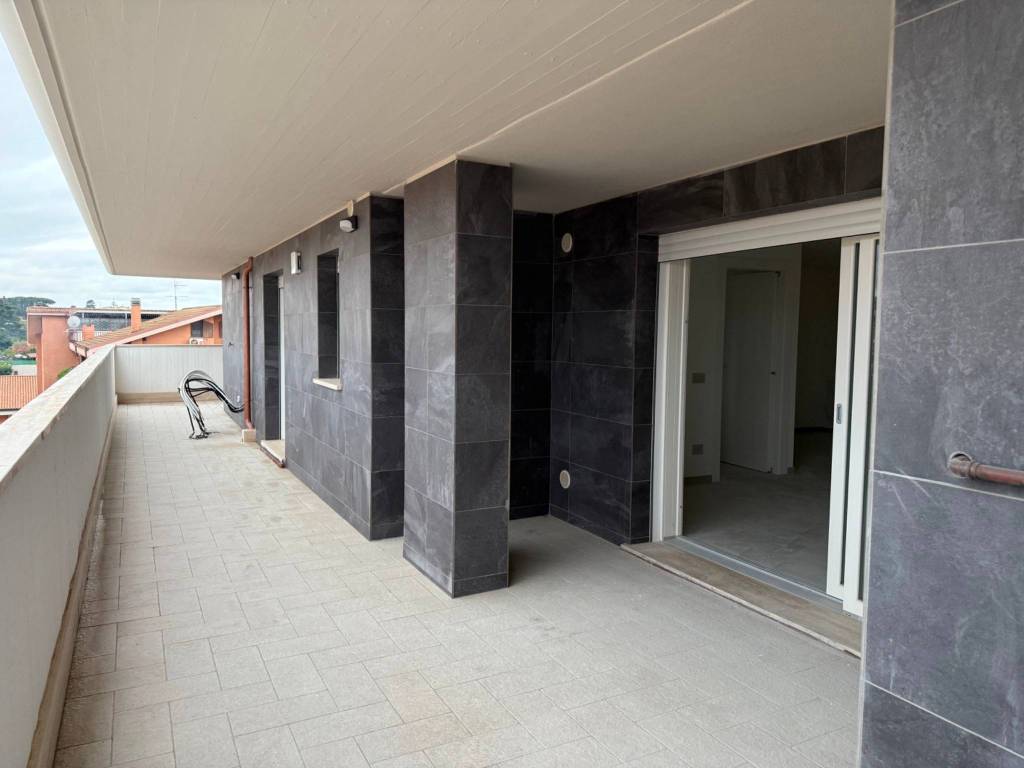 appartamento in vendita a Marino in zona Santa Maria delle Mole