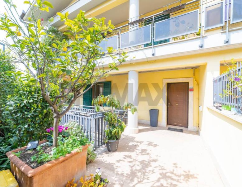 casa indipendente in vendita a Marino