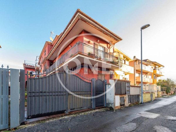 appartamento in vendita a Marino in zona Cava dei Selci