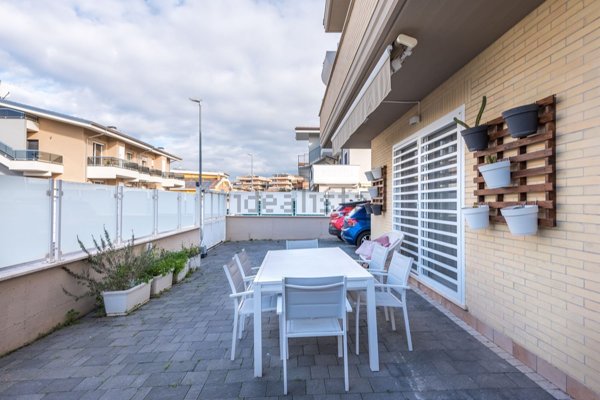 appartamento in vendita a Marino in zona Frattocchie