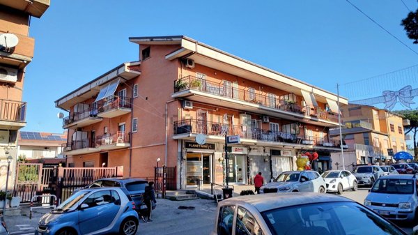 appartamento in vendita a Marino in zona Santa Maria delle Mole