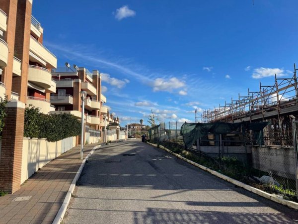appartamento in vendita a Marino in zona Santa Maria delle Mole
