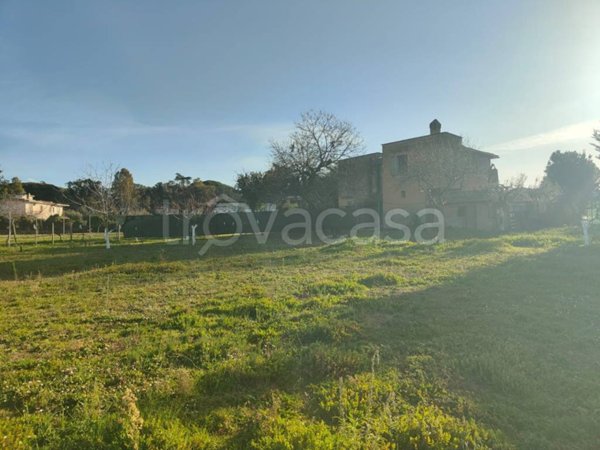 casa indipendente in vendita a Marino in zona Castelluccia