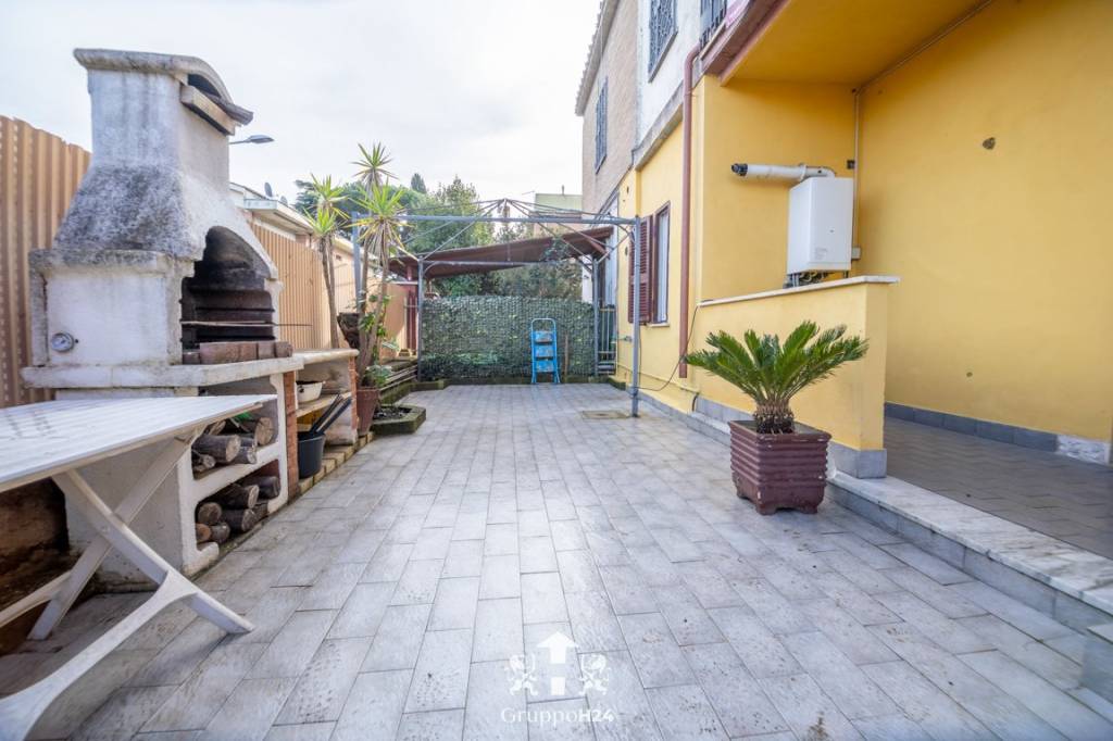 appartamento in vendita a Marino in zona Santa Maria delle Mole