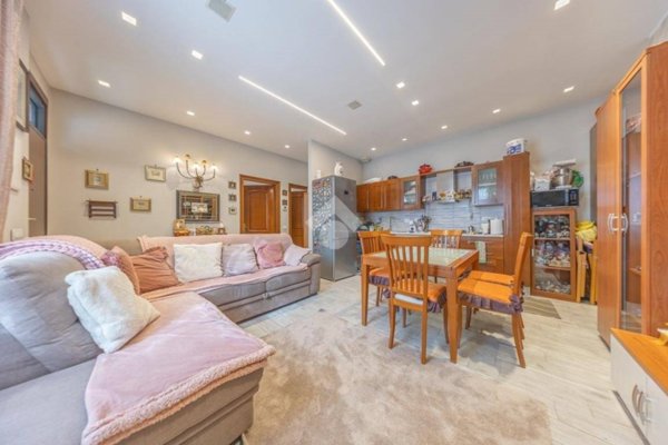 appartamento in vendita a Marino in zona Santa Maria delle Mole