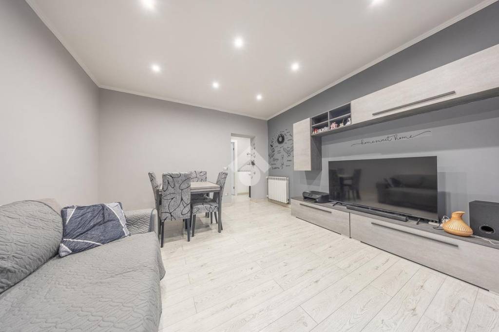 appartamento in vendita a Marino in zona Santa Maria delle Mole