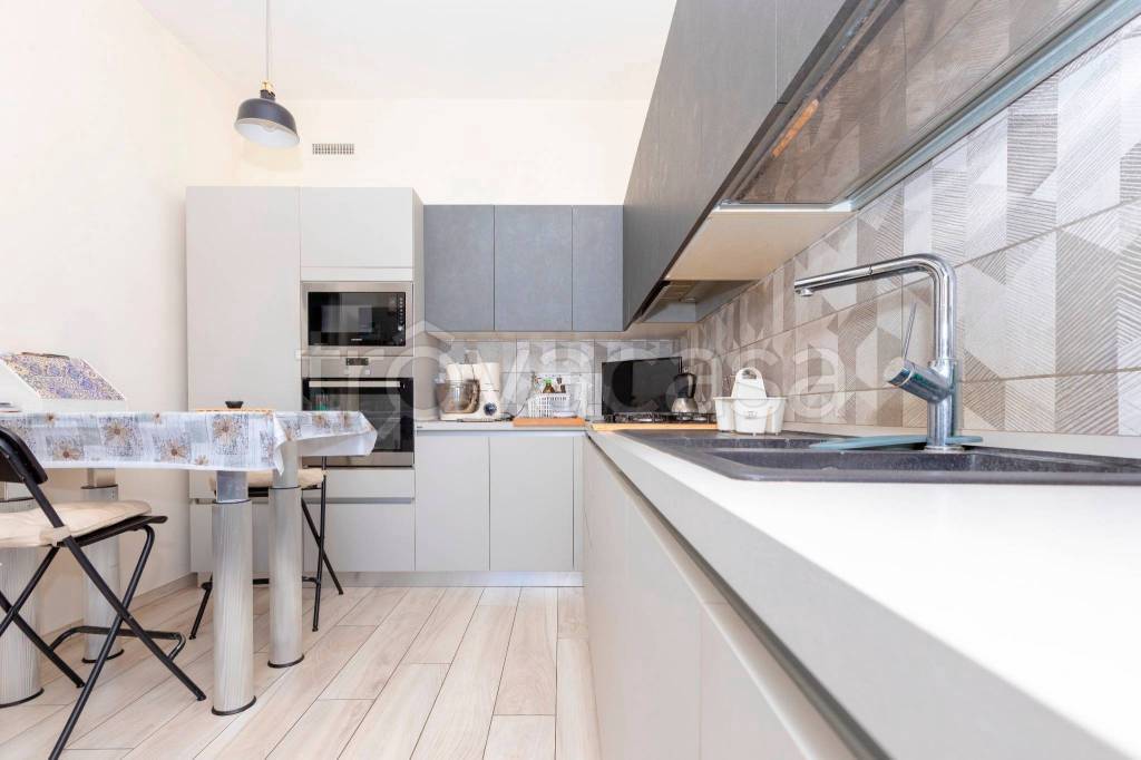 appartamento in vendita a Marino in zona Frattocchie