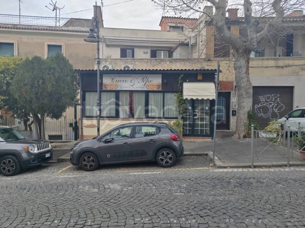 negozio in vendita a Marino
