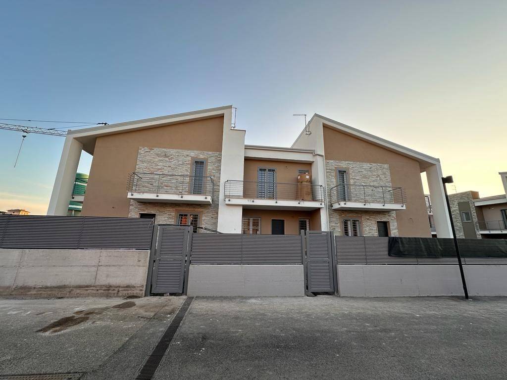 casa indipendente in vendita a Marino in zona Frattocchie