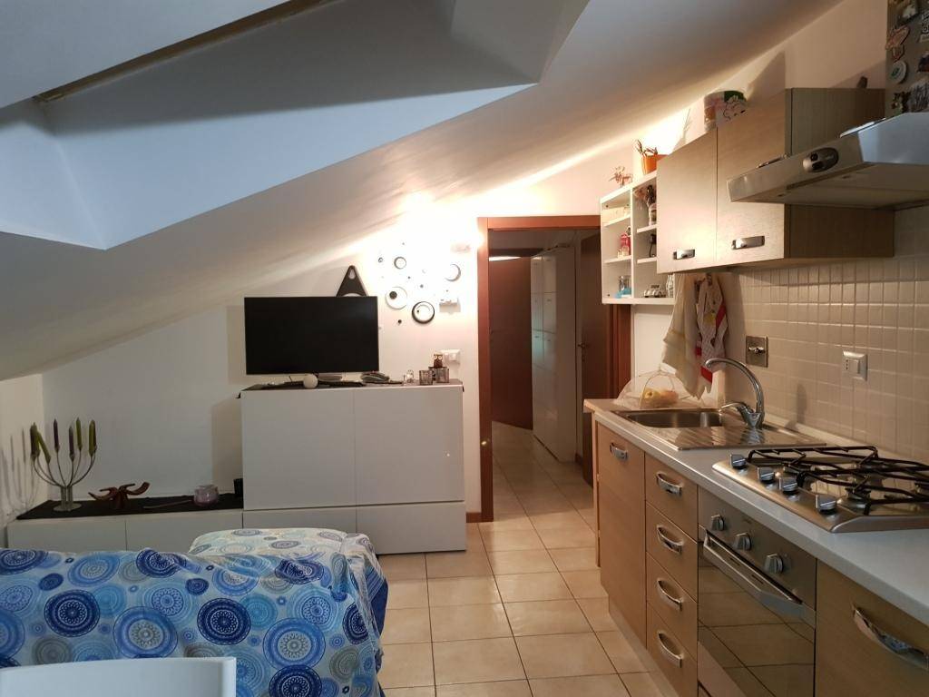 appartamento in vendita a Marino in zona Cava dei Selci