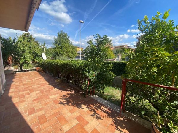 appartamento in vendita a Marino in zona Poggio delle Mole