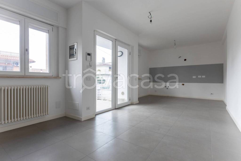 appartamento in vendita a Marino in zona Poggio delle Mole