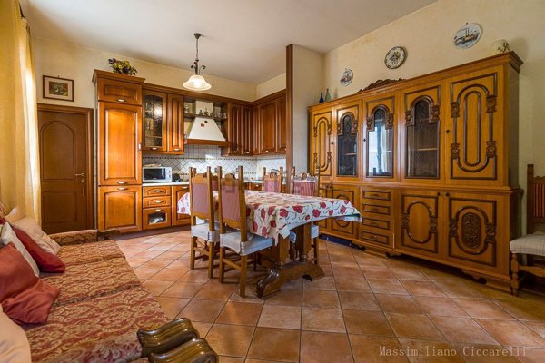 casa indipendente in vendita a Marino