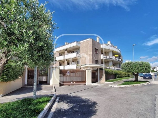 appartamento in vendita a Marino in zona Santa Maria delle Mole