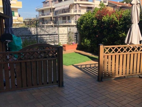 appartamento in vendita a Marino in zona Castelluccia