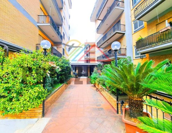 appartamento in vendita a Marino in zona Cava dei Selci