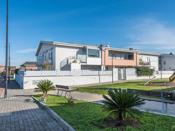 appartamento in vendita a Marino in zona Frattocchie