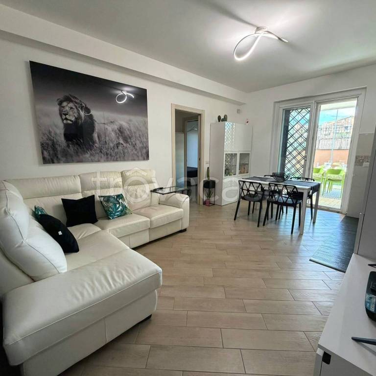 appartamento in vendita a Marino in zona Poggio delle Mole