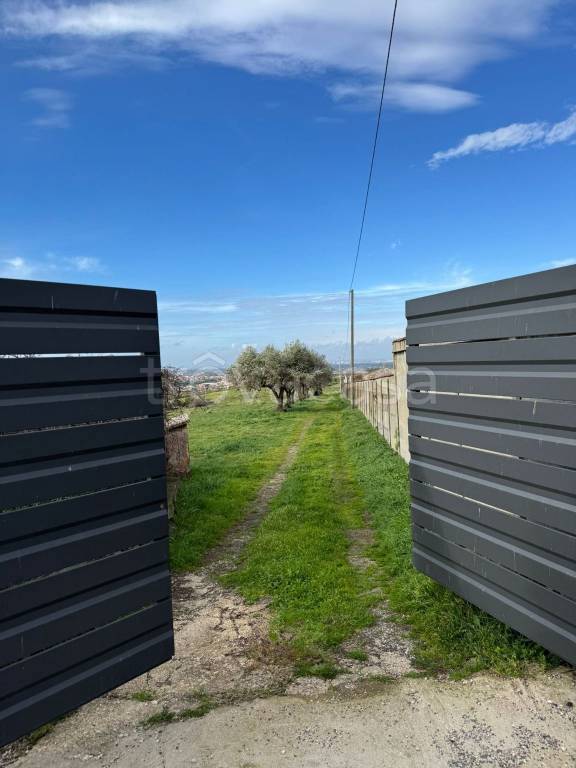 casa indipendente in vendita a Marino in zona Due Santi