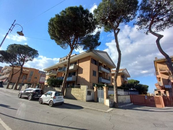 appartamento in vendita a Marino in zona Santa Maria delle Mole
