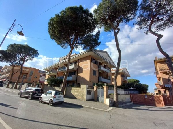 appartamento in vendita a Marino in zona Santa Maria delle Mole
