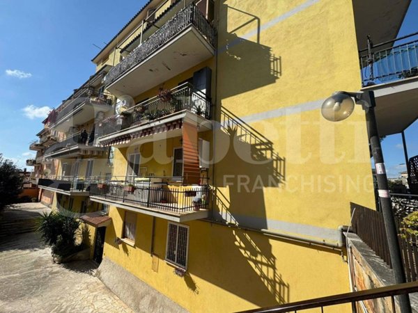 appartamento in vendita a Marino in zona Santa Maria delle Mole